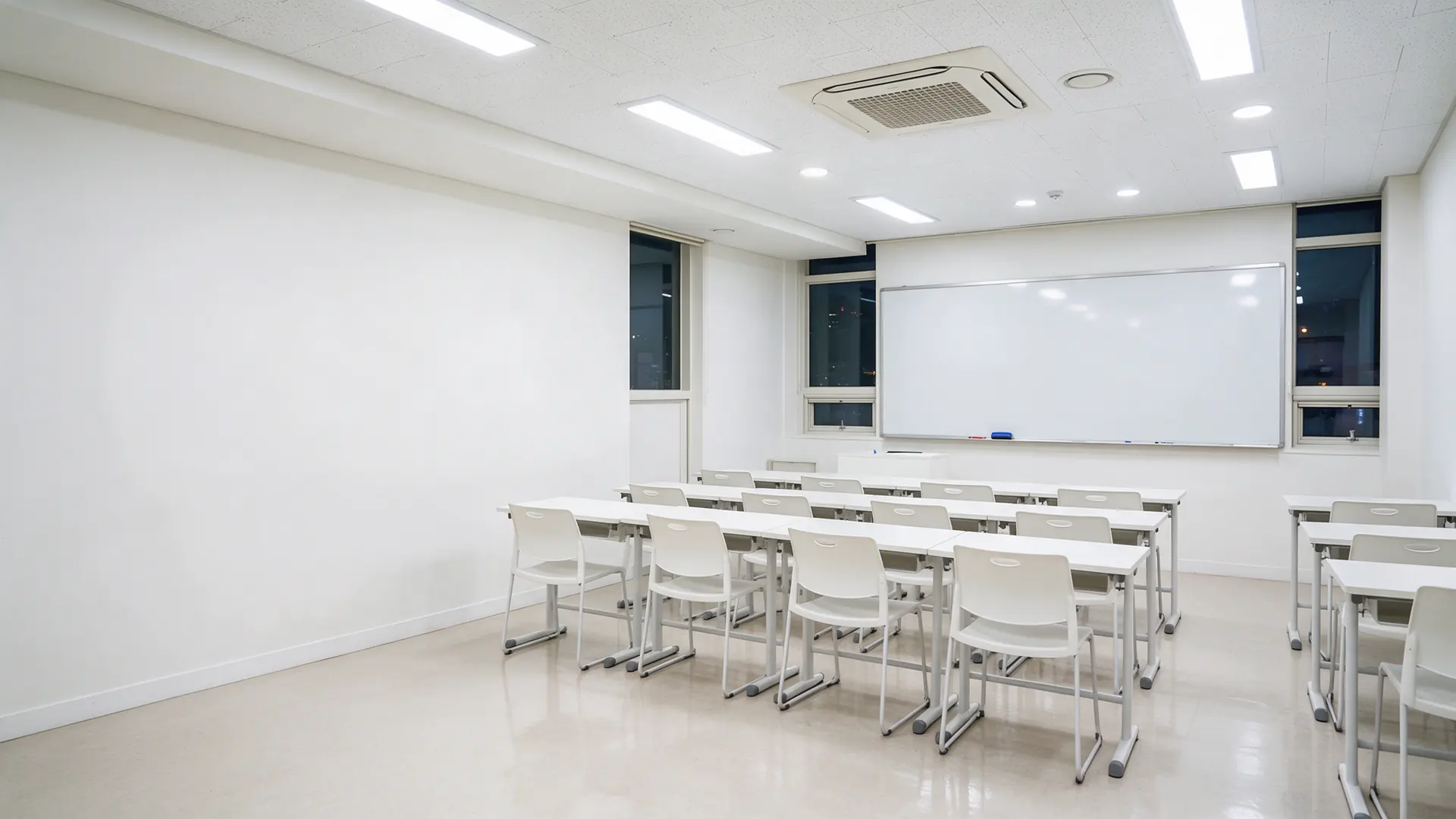 수업 없는 시간에, 강의실을 새것처럼